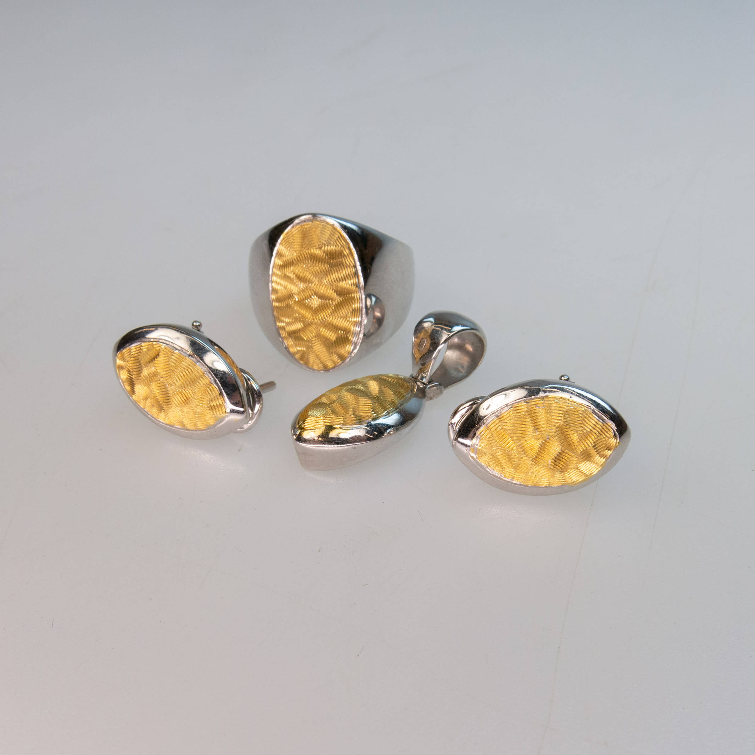 18k Yellow And White Gold Four Piece Jewellery Suite