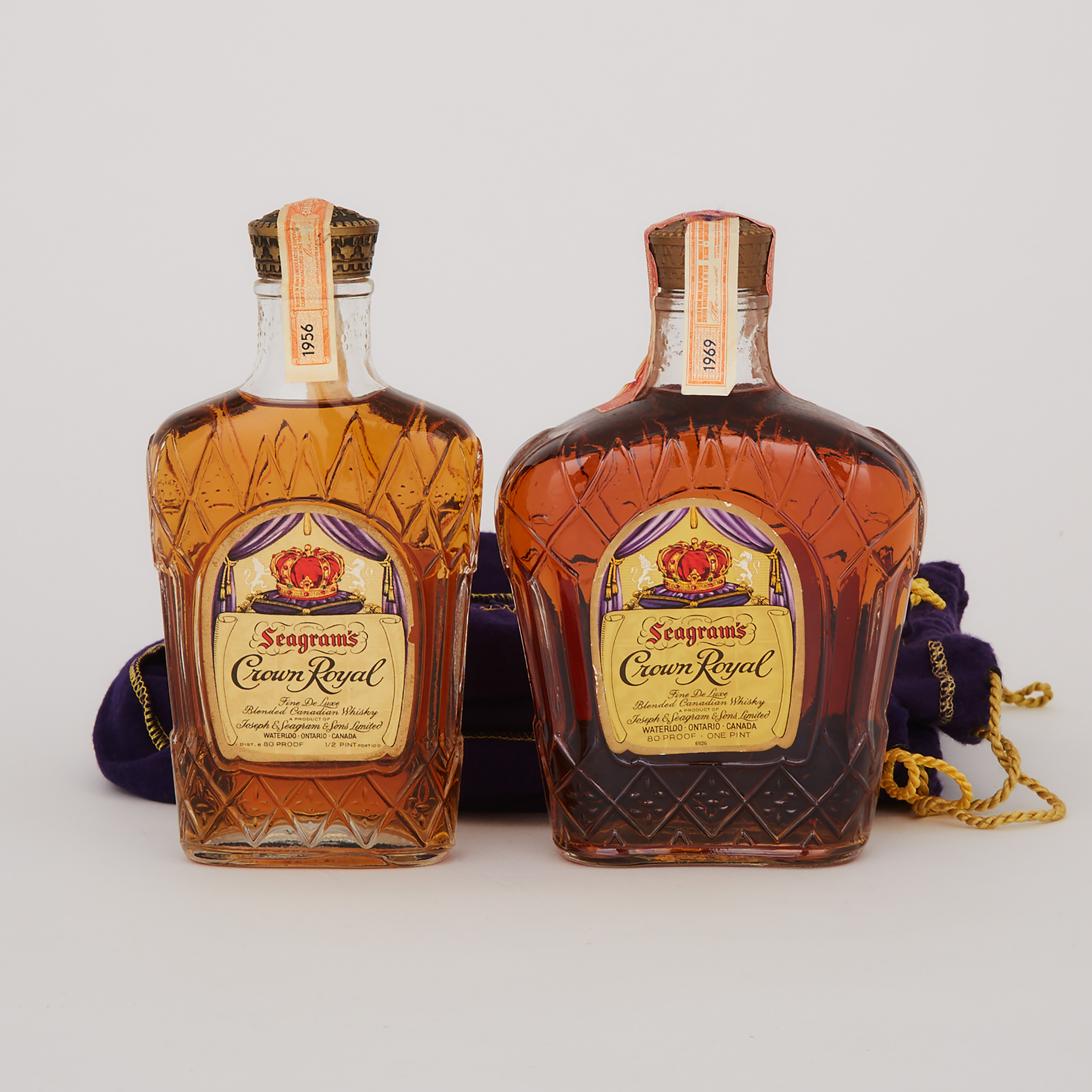 CROWN ROYAL DELUXE CANADIAN WHISKY (ONE 1/2 PINT)
CROWN ROYAL DELUXE CANADIAN WHISKY (ONE 1 PINT)
