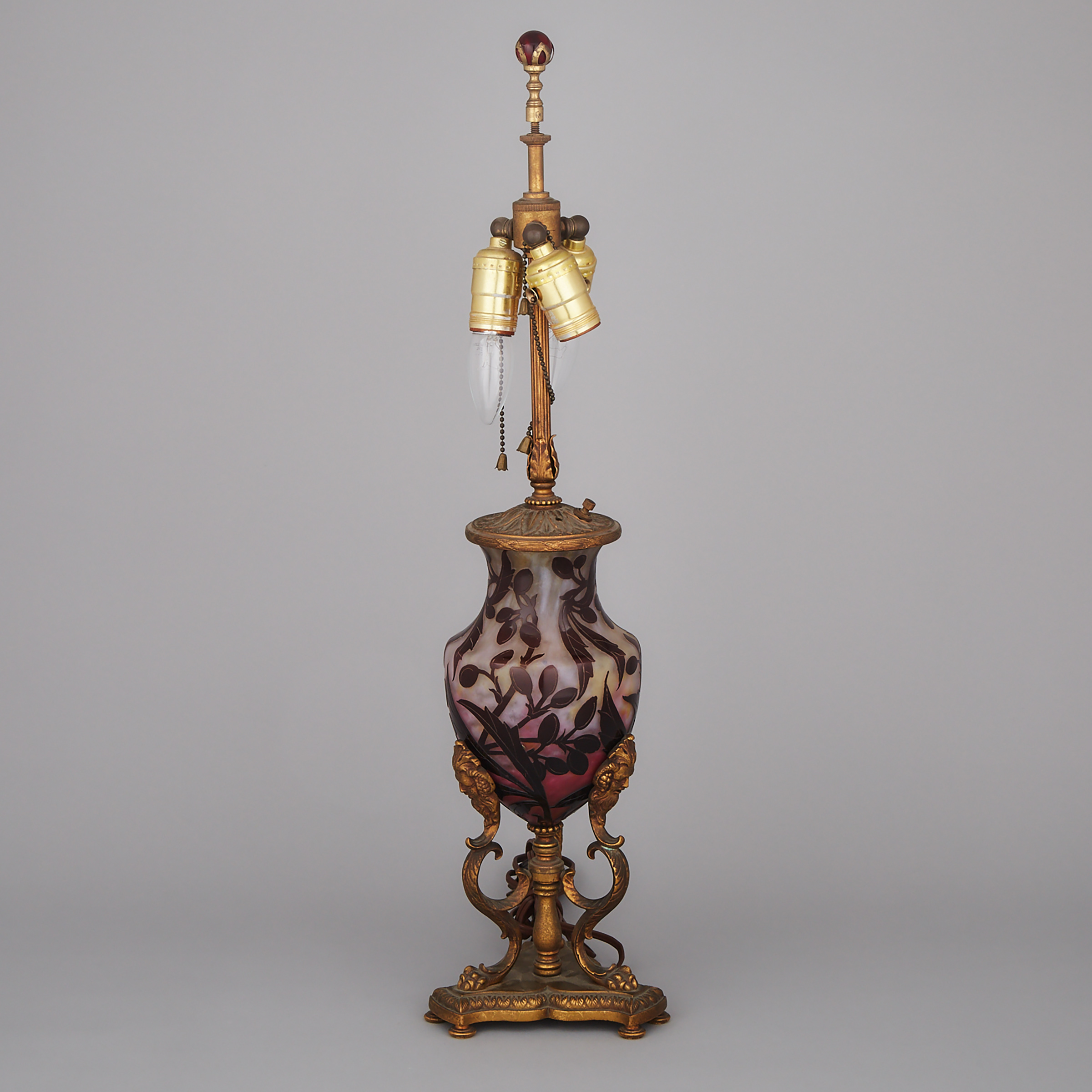 Daum Cameo Glass Table Lamp, early 20th century