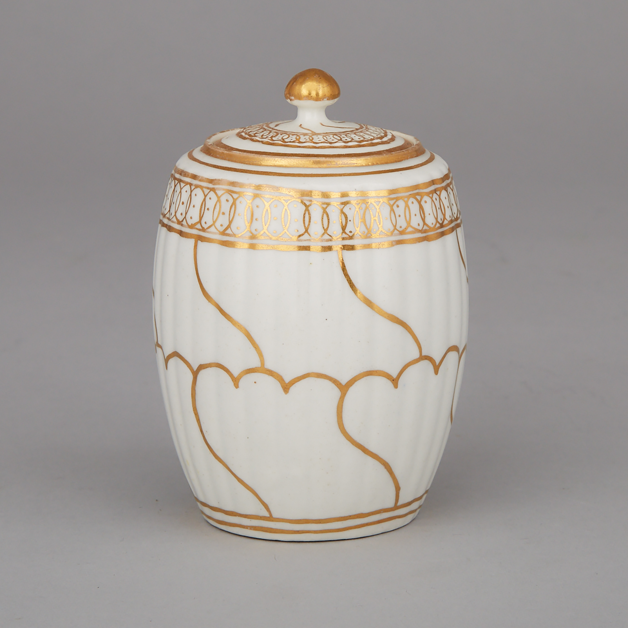 Caughley ‘Queens Gilt’ Pattern Tea Canister, c.1790