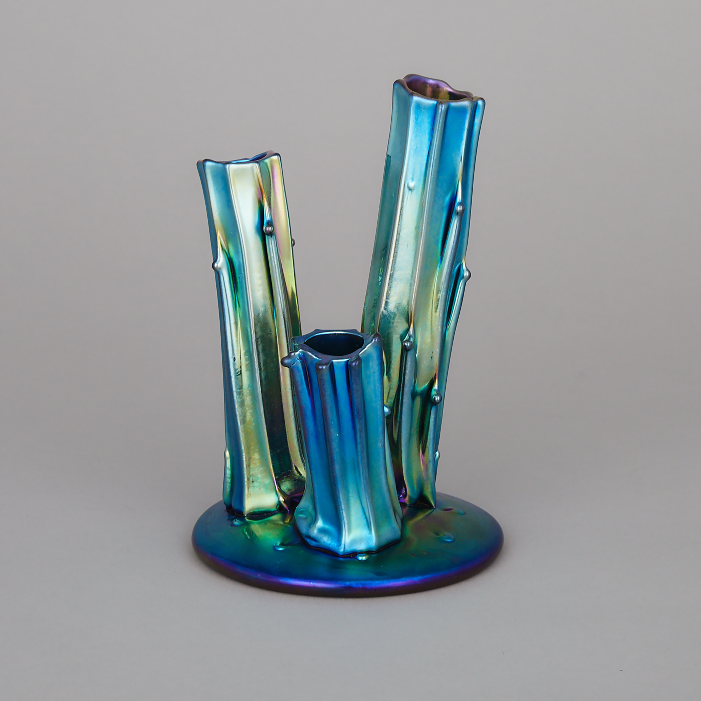 Steuben Blue ‘Aurene’ Iridescent Glass Triple Stump Vase, c.1920