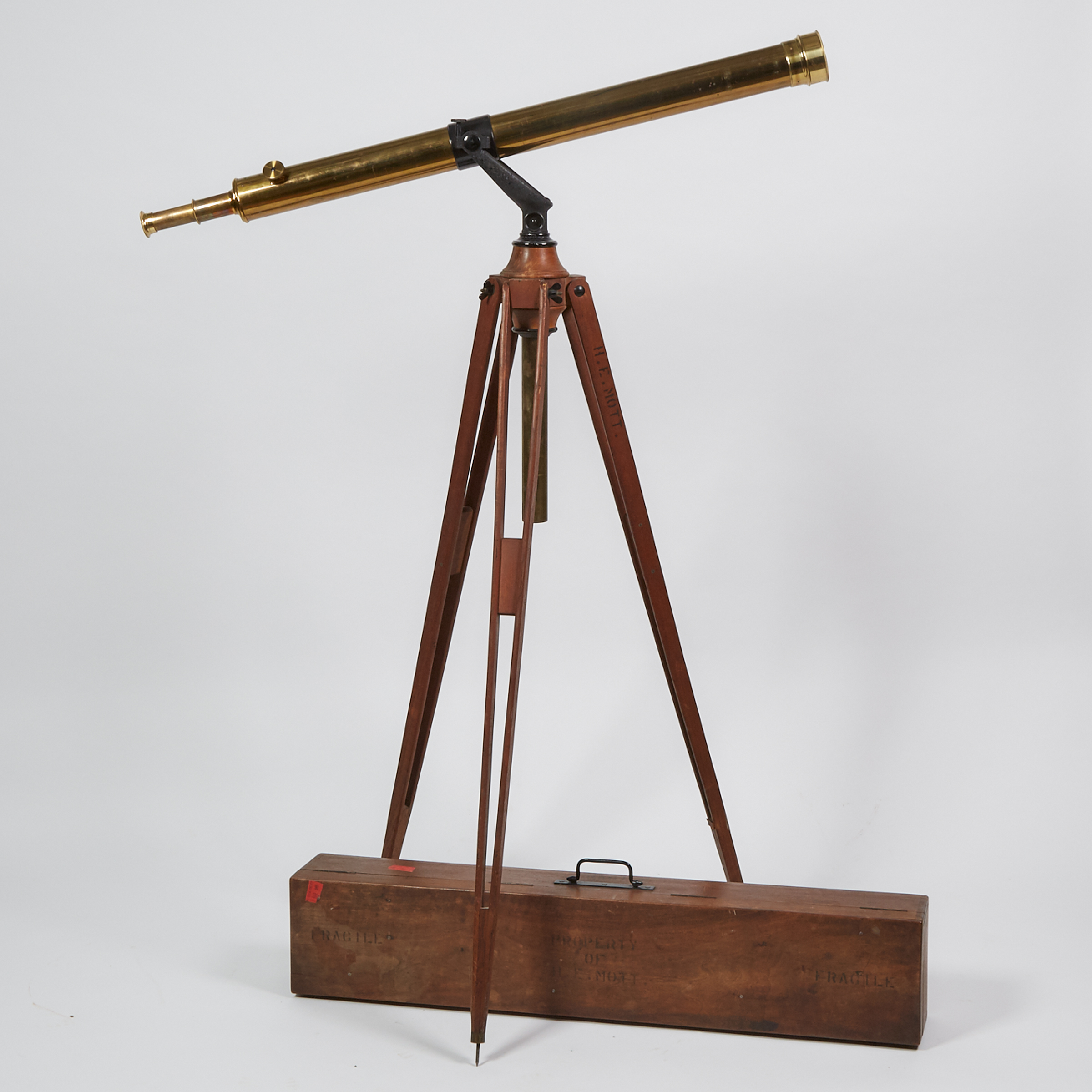 French Lacquered Brass Celestial Telescope on Tripod, E. Vion, Paris for Selsi Optics, early 20th century