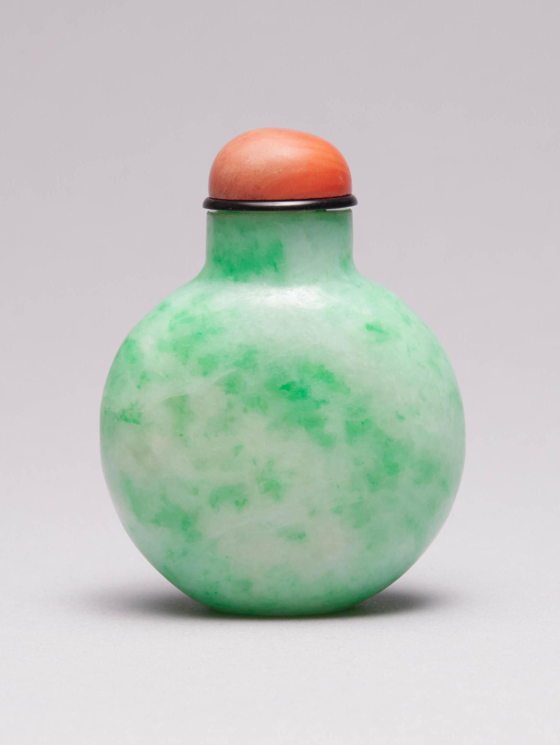 Know Your Snuff: A History of Chinese Snuff Bottles